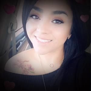 Meet your Posher, Alejandra